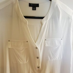 White long sleeve blouse